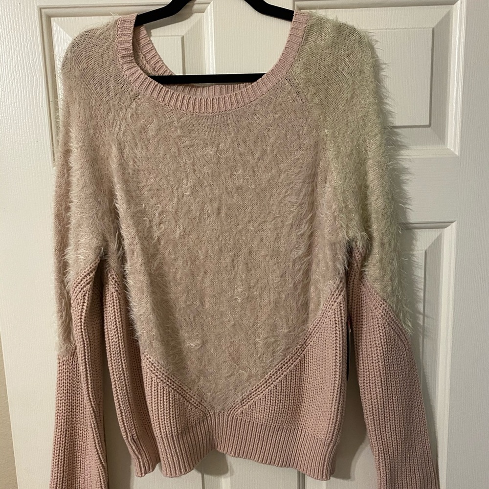 Vince Camuto sweater NWT